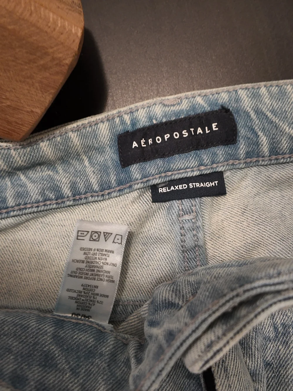 Aeropostale Light Blue Men's Straight Jeans. Sizes 34/30